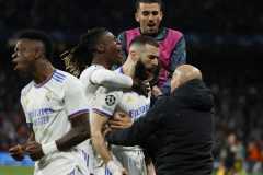 Real Madrid melaju ke semifinal meski kalah 2-3 dari Chelsea